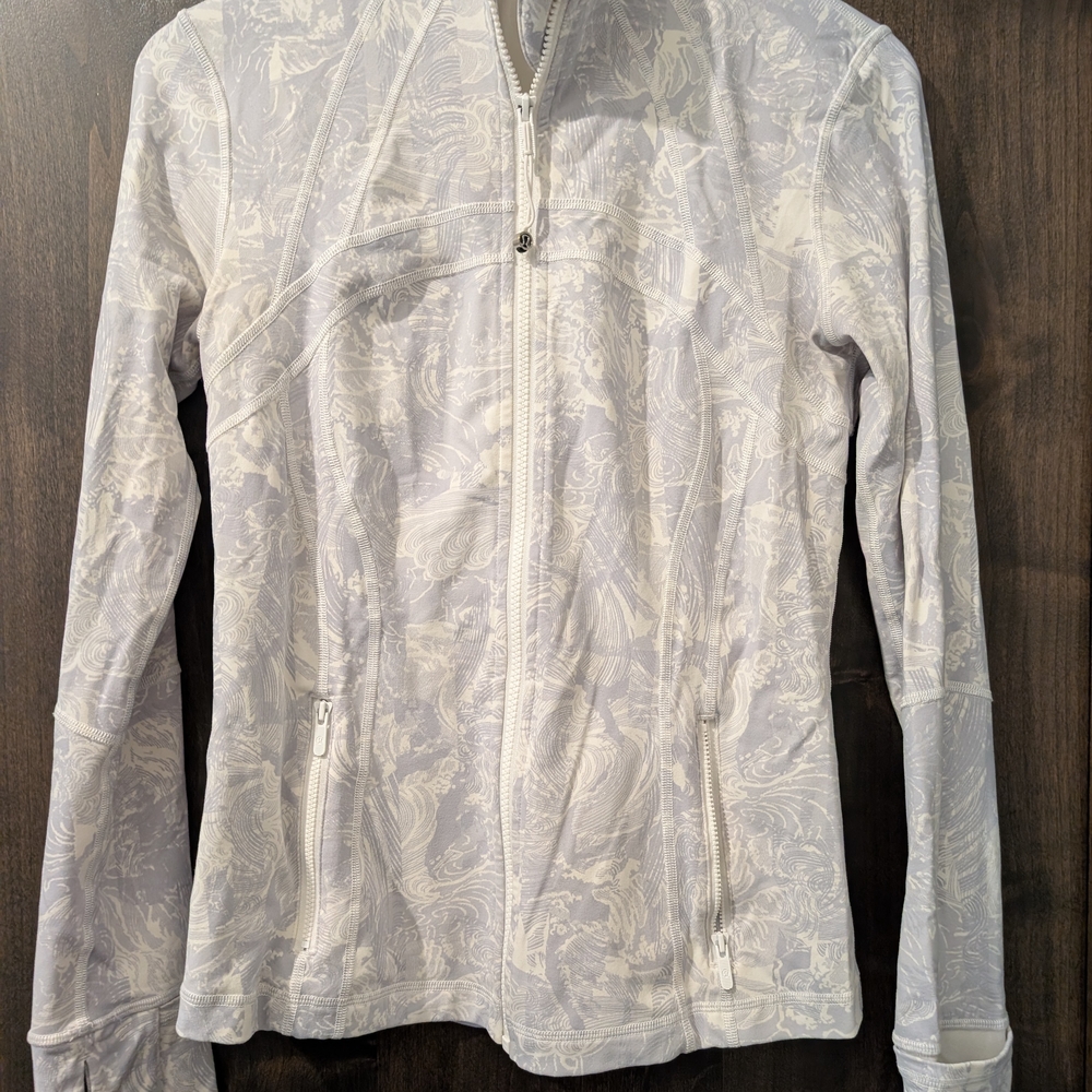 Lululemon Lightweight Jacket Medium White - image 1